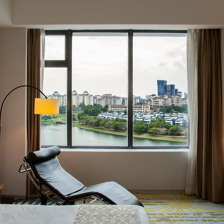 Zenith Hotel Πουτρατζάγια Εξωτερικό φωτογραφία A room at the hotel