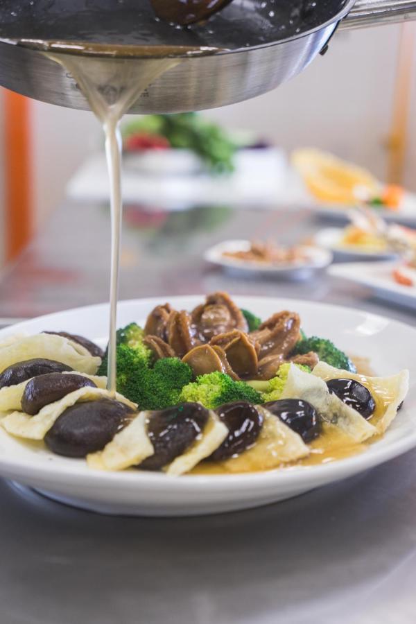 Zenith Hotel Πουτρατζάγια Εξωτερικό φωτογραφία A vegetarian dish