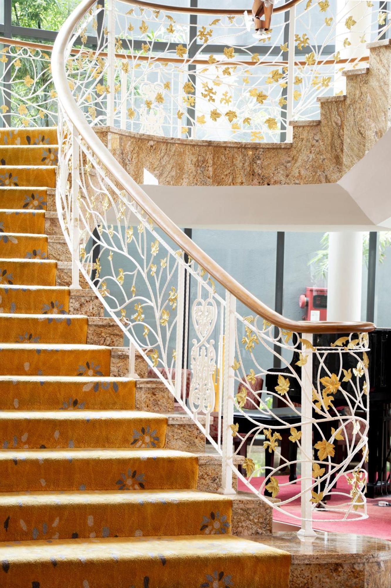 Zenith Hotel Πουτρατζάγια Εξωτερικό φωτογραφία A handrail