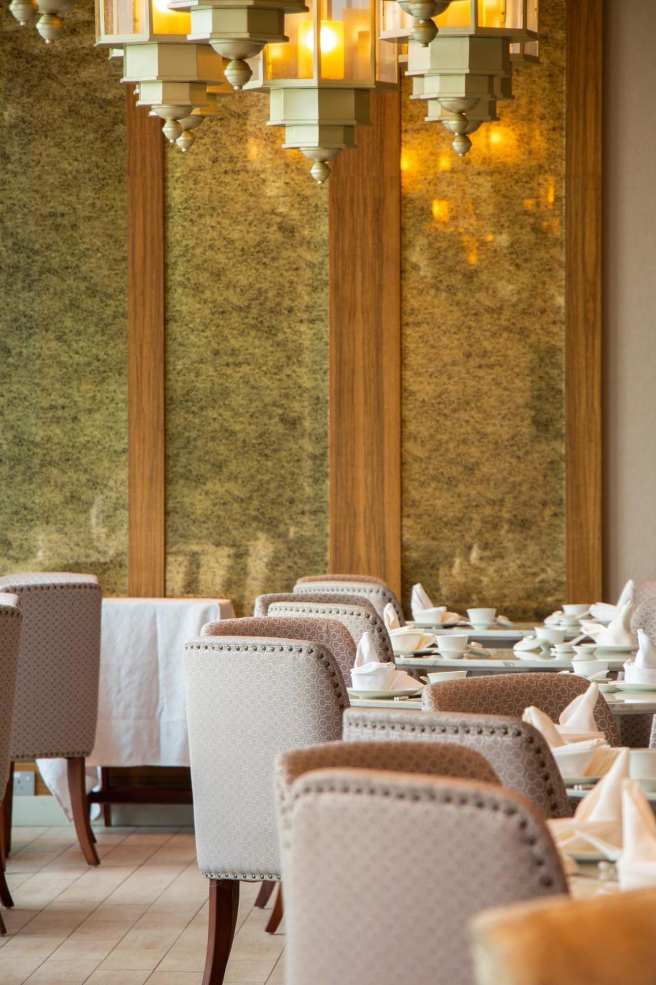 Zenith Hotel Πουτρατζάγια Εξωτερικό φωτογραφία Restaurant