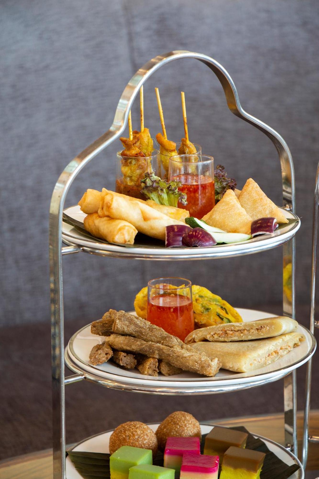 Zenith Hotel Πουτρατζάγια Εξωτερικό φωτογραφία A selection of Thai snacks