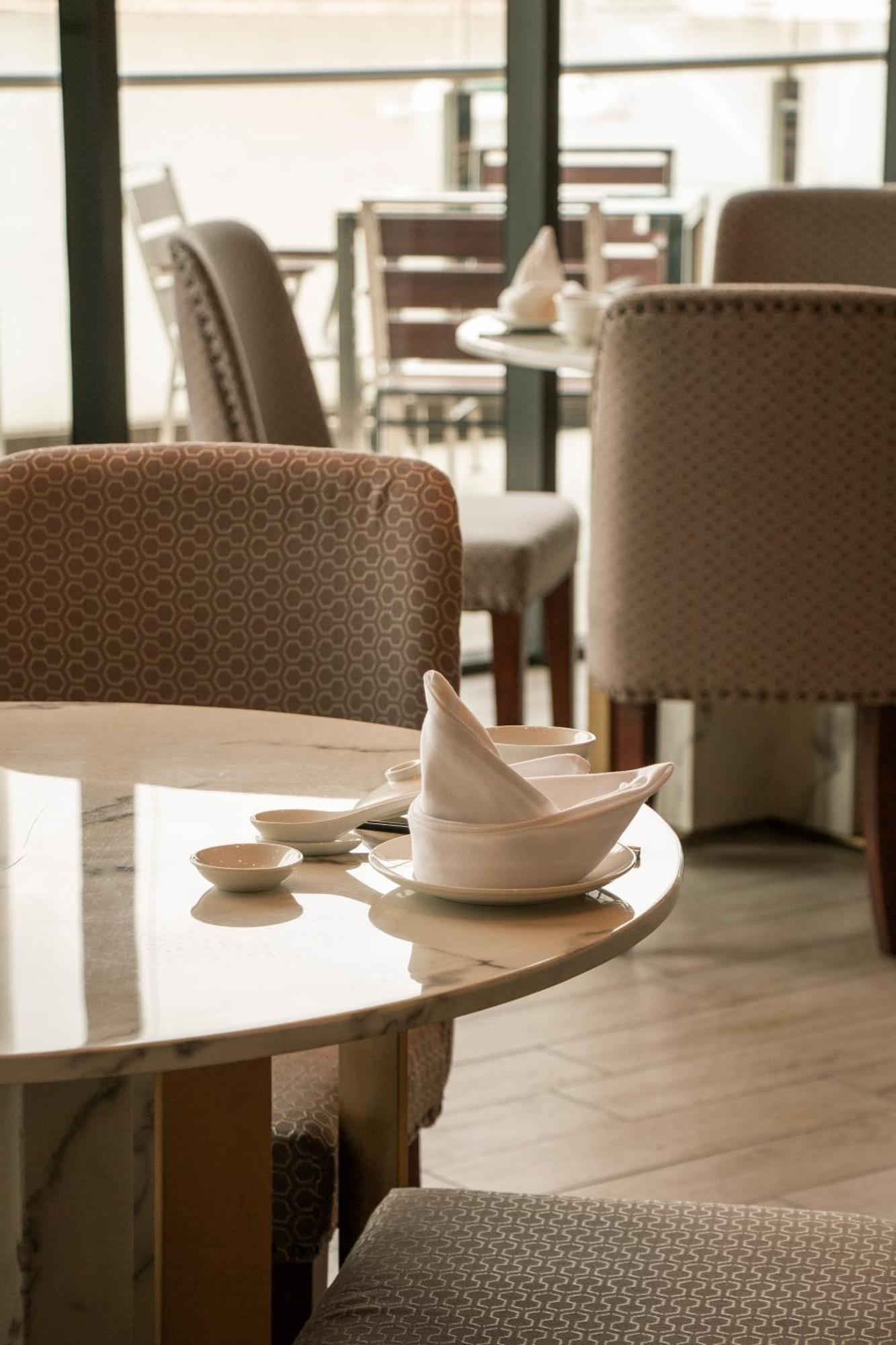 Zenith Hotel Πουτρατζάγια Εξωτερικό φωτογραφία A folded napkin on a table