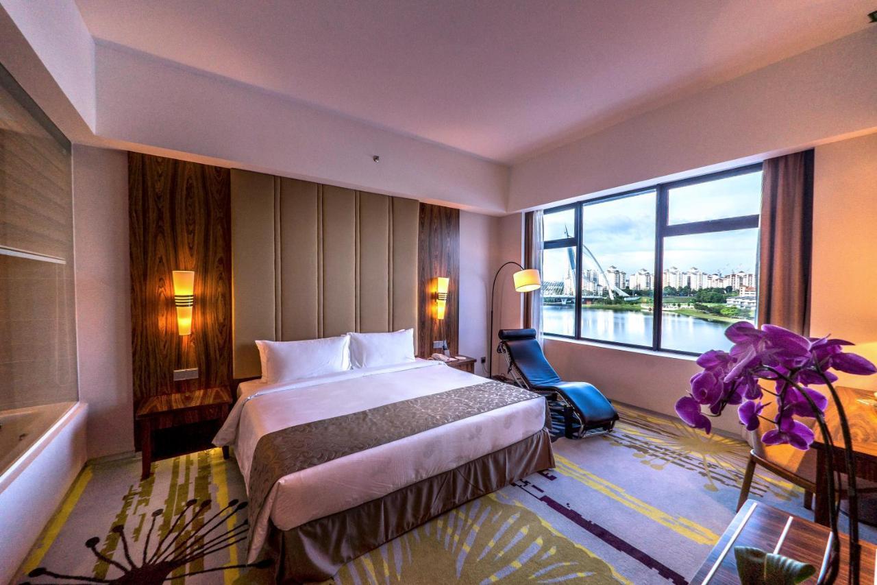 Zenith Hotel Πουτρατζάγια Εξωτερικό φωτογραφία Deluxe Room