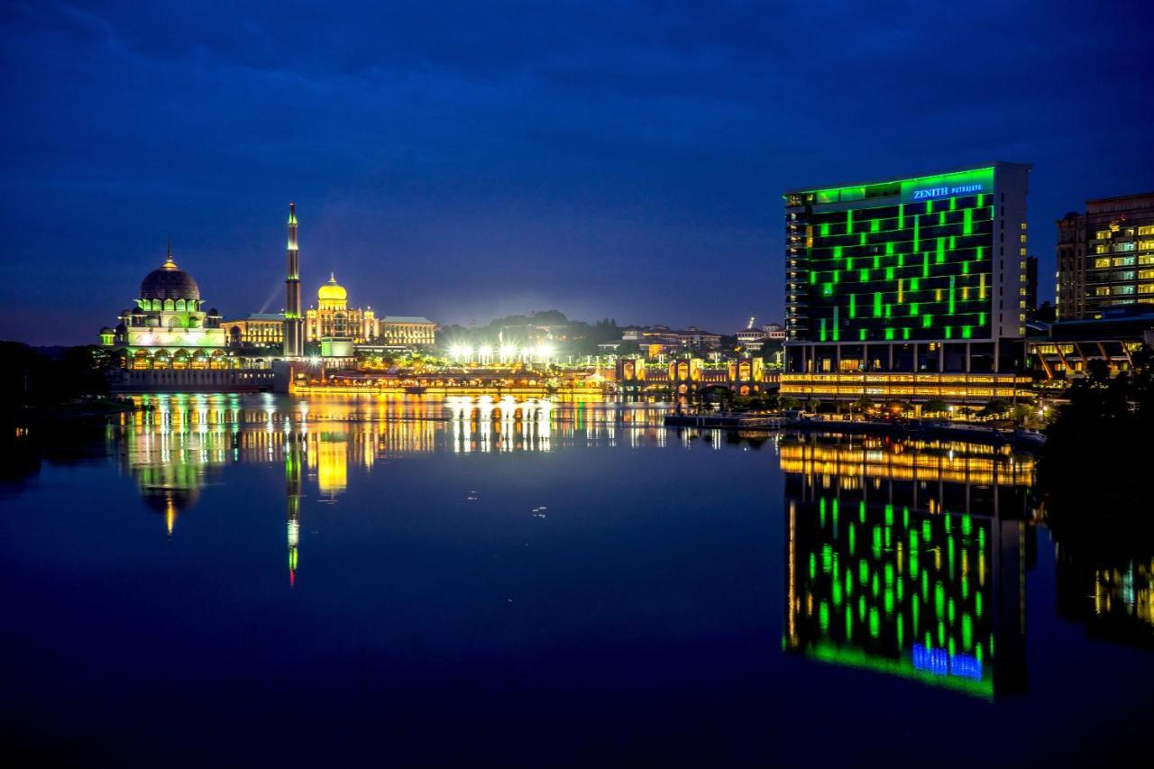 Zenith Hotel Πουτρατζάγια Εξωτερικό φωτογραφία Putra Mosque and Putrajaya Lakeside Hotel