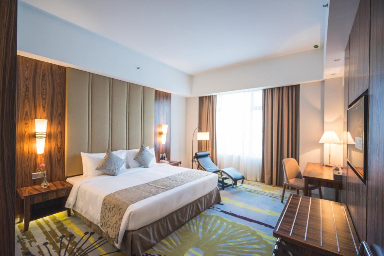 Zenith Hotel Πουτρατζάγια Εξωτερικό φωτογραφία